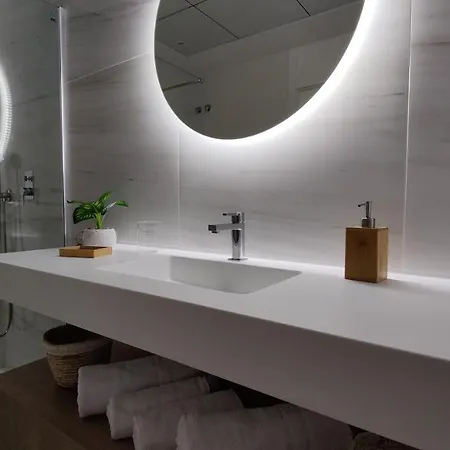 Apartment Allonbay Sea Front Luxury Penthouse