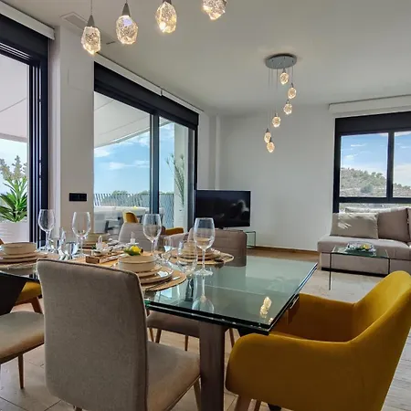 Allonbay Sea Front Luxury Penthouse Apartment