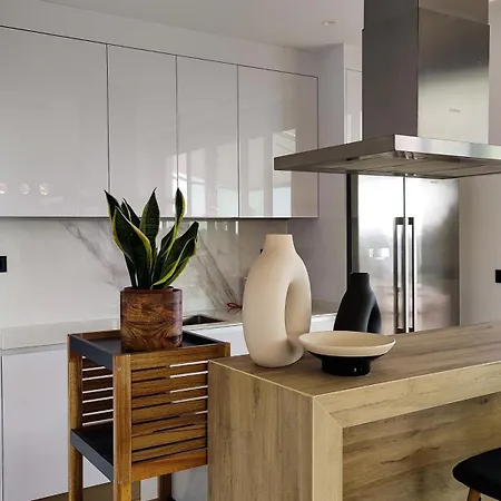 Allonbay Sea Front Luxury Penthouse *